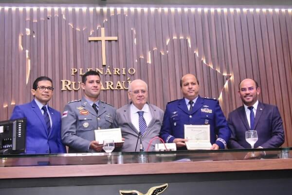 Dia do Aviador e da FAB são homenageados no Amazonas