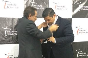joao-luiz-vereador-prb-belem-recebe-homenagem-foto-ascom-15-03-2017