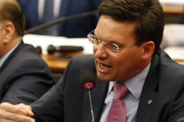 Relatado por João Roma, projeto que tramita há 11 anos é aprovado na CCJ