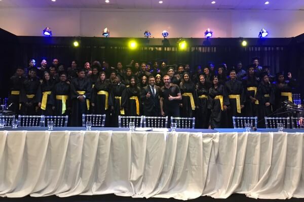 Jony Marcos participa da formatura do Projeto Jovem Aprendiz em Sergipe