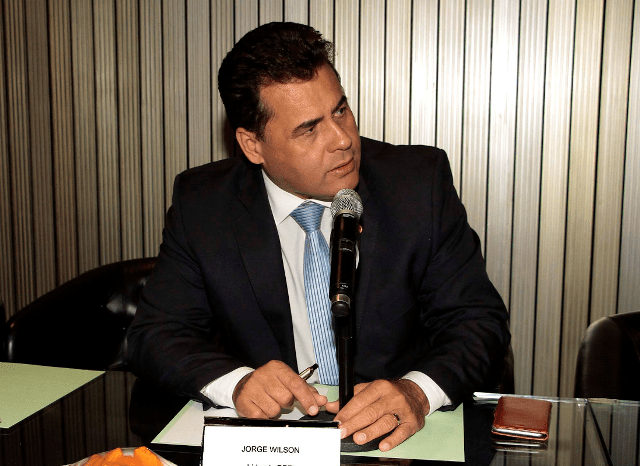 Jorge Wilson propõe criação da semana do consumidor paulista