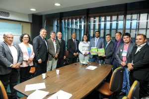 jose-gomes-prefeito-prb-buriticupu-ma-entrevista-foto-cedida-26-05-2017-05