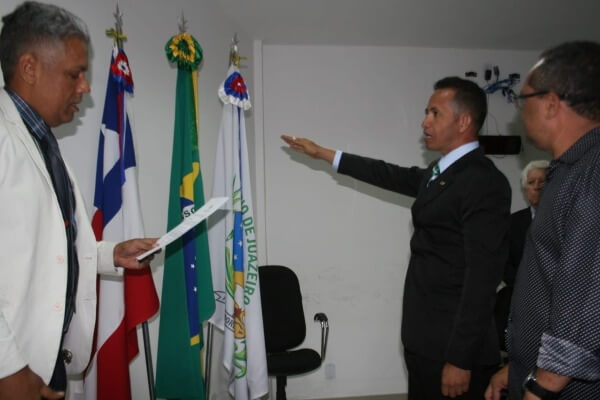 José Ilton Andrade toma posse como vereador em Juazeiro (BA)