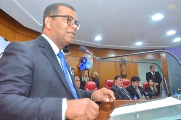 Sancionada lei que garante aumento a agentes de saúde de João Pessoa