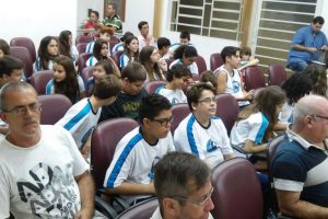 Juliano Feliciano esclarece dúvidas de estudantes sobre Processo Legislativo