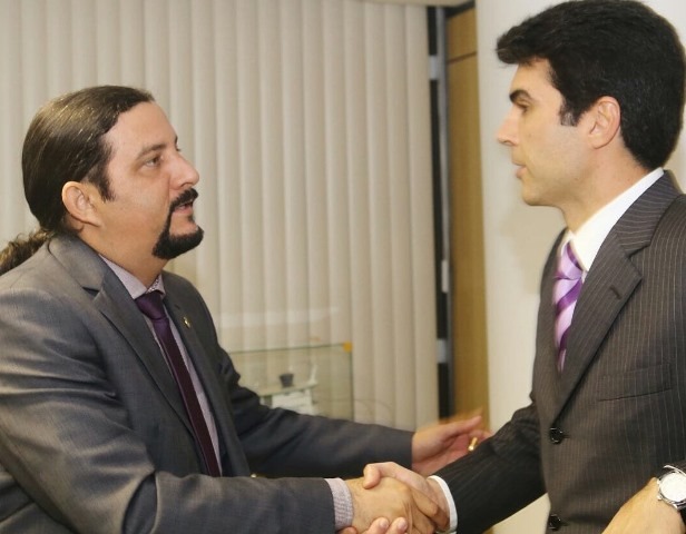 junior-verde-prb-encontro-ministro-da-pesca-foto-assecom-31-08-15