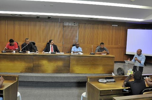 junior-verde-prb-primeira-reuniao-em-defesa-da-seguranca-privada-foto-ascom-13-11-15