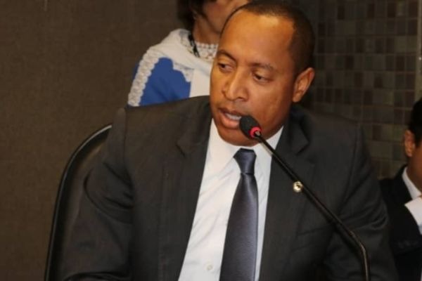 Projeto de Jurailton Santos proíbe a nomeação de condenados pela Lei Maria da Penha