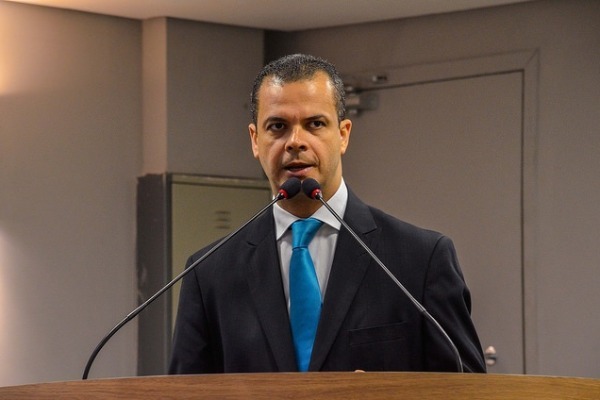 Jutay Meneses quer linha de crédito para o setor da reciclagem na Paraíba