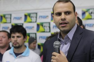 keno-cardoso-renato-junqueira-prb-juventude-parana-encontro-estadual-foto3-ascom-27-06-2016