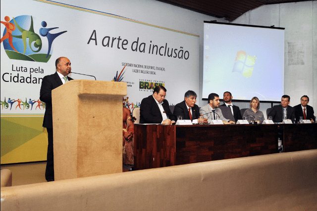 Ministro George Hilton lança Programa Luta Pela Cidadania Ministro George Hilton lança Programa Luta Pela Cidadania