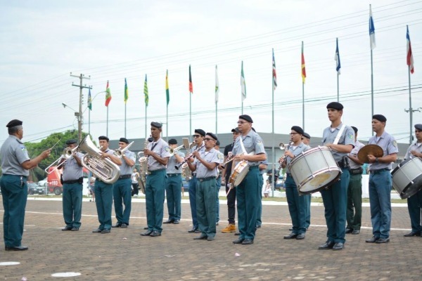 Lindomar Garçon comemora decisão que mantém policiais do ex-território na folha da União
