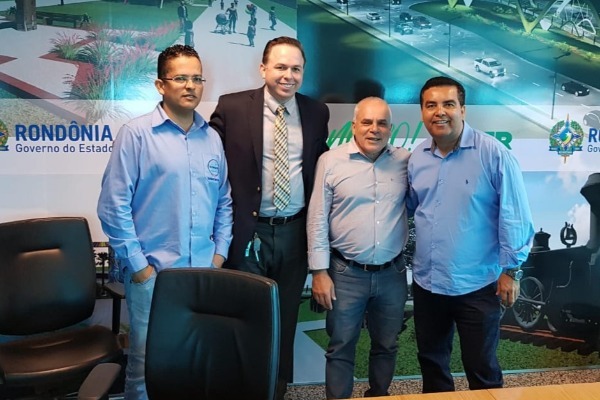 Lindomar Garçon cobra asfalto para atender hospitais de Porto Velho