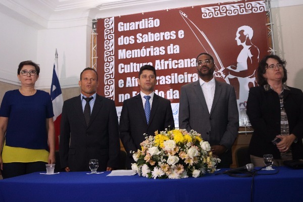 Vereador Luiz Carlos participa de homenagens aos mestres de capoeira em Salvador