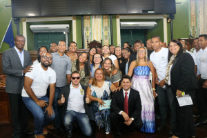 Luiz Carlos homenageia conselheiros tutelares em Salvador