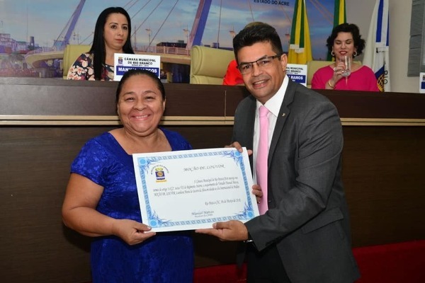 Câmara de Rio Branco (AC) homenageia mulheres em sessão solene