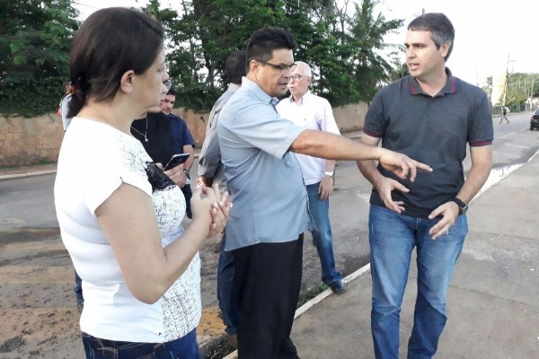 Manuel Marcos visita bairro em Rio Branco (AC) e solicita melhorias para o local
