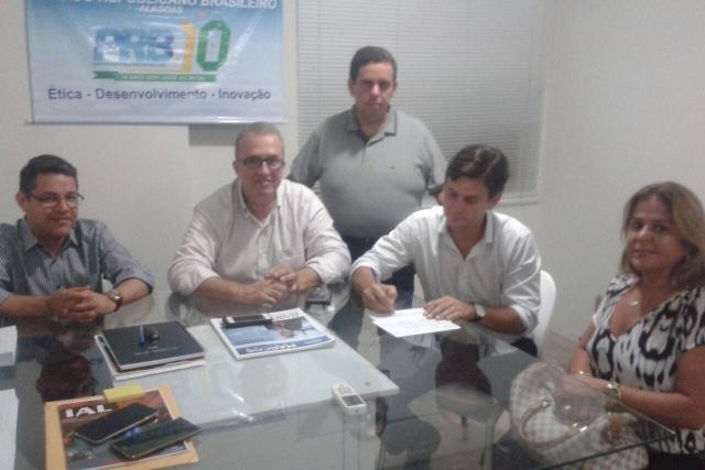 marcelo-beltrao-prb-abona-filiacao-silvania-barbosa-maceio-foto2-cedida-15-03-16