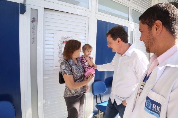 marcelo-crivella-prb-campanha-aleitamento-materno-foto2-ascom-29-05-17