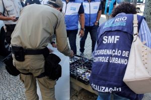 Crivella celebra nove meses do Rio+Seguro 