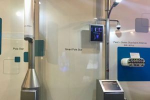 Crivella conversa com executivos da maior empresa de telecomunicações do mundo