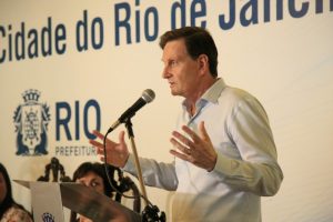 Crivella cria grupo de trabalho para estudar uso de drones no monitoramento da cidade