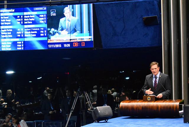 Crivella defende projeto que permite uso de Fundo Penitenciário para abrir berçários em presídios