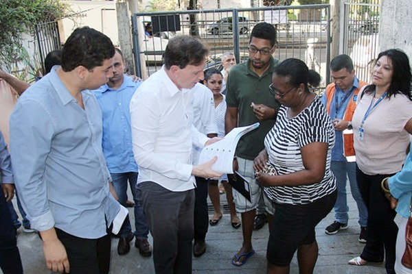 Crivella corrige cobrança de IPTU feita indevidamente a moradores do Humaitá