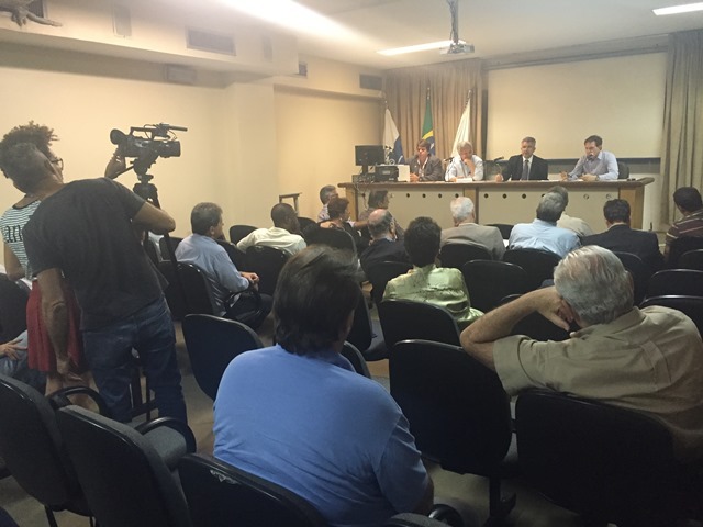 marcelo-crivella-prb-recebe-apoio-dos-conselheiros-do-crearj-foto-ascom-17-5-2016