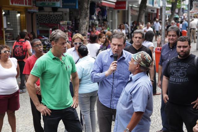 marcelo-crivella-prb-reivindicacoes-dos-moradores-de-campo-grande-foto-ascom-05-10-15-02