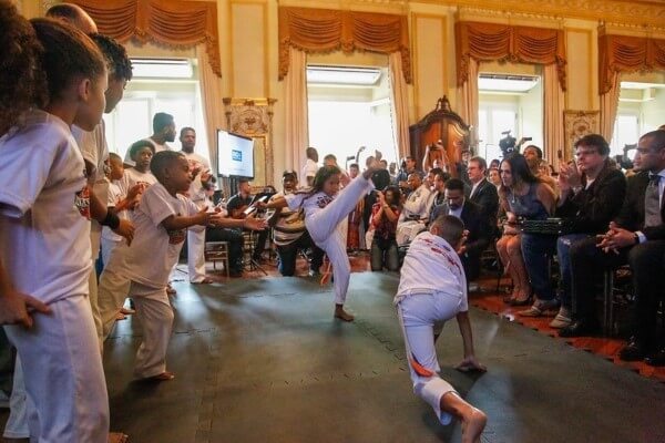 Ensino de lutas marciais nas escolas municipais do RJ agora é lei