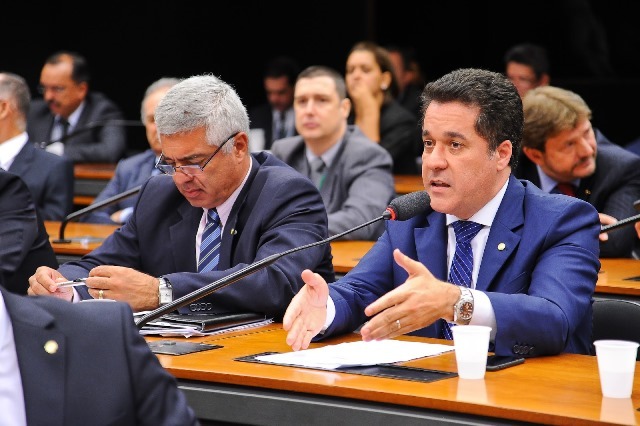 marcelo-squassoni-prb-verbas-do-orcamento-ao-incor-e-ao-ensino-foto-douglas-gomes-16-10-15-02