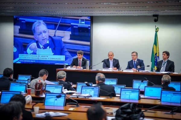marcio-marinho-joao-campos-prb-anticorrupcao-foto-douglas-gomes-24-11-2016