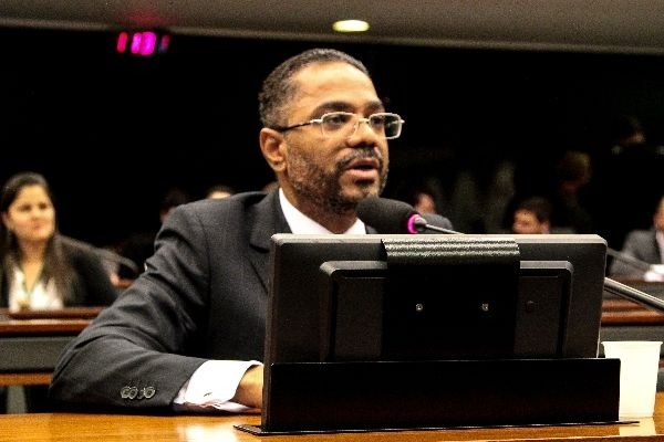 Comissão de Defesa do Consumidor aprova parecer do deputado Márcio Marinho