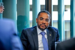 Republicanos recepcionam comitiva de Moçambique e debatem Segurança Pública