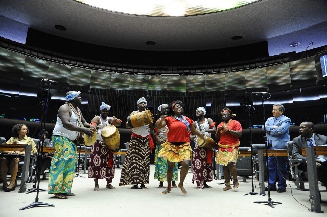 Marinho reúne parlamentares e embaixadores para homenagear os 40 anos de relação entre Brasil e Angola