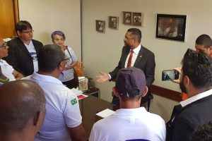 Márcio Marinho recebe lideranças da Bahia