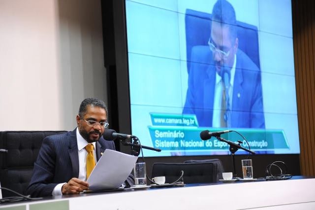 marcio-marinho-prb-seminario-esporte-24-06-15-foto2-douglas-gomes