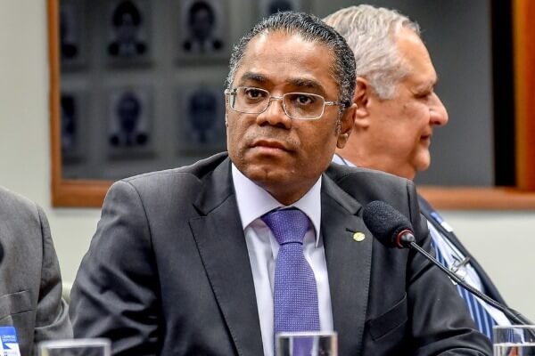 Márcio Marinho lança Frente Parlamentar em Defesa dos Conselhos Tutelares