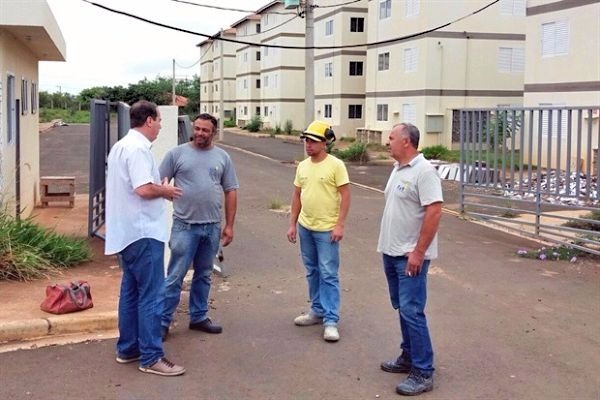Marcos Abdala vistoria retomada de obras em Piracicaba (SP)