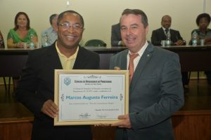 Marcos Abdala presta homenagem a personalidades da comunidade negra