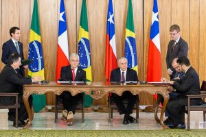 Brasil e Chile assinam acordos para aprofundar relações comerciais bilaterais