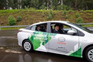 Comitiva do MDIC conhece projetos industriais inovadores pelo país