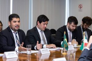 Irã e Brasil discutem ampliação de trocas comerciais