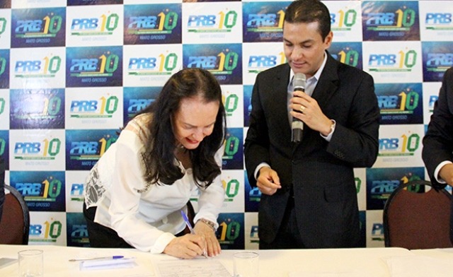 marcos-pereira-prb-abona-filiacao-serys-mt-30-06-15-foto2-ascom-presidencia-nacional
