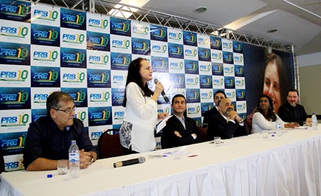 marcos-pereira-prb-abona-filiacao-serys-mt-30-06-15-foto3-ascom-presidencia-nacional