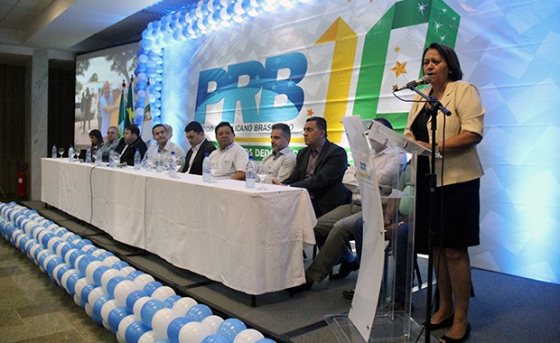 marcos-pereira-prb-abraao-lincoln-prb-comemoram-manutencao-de-beneficio-a-pescadores-foto-ascom-08-06-15-03