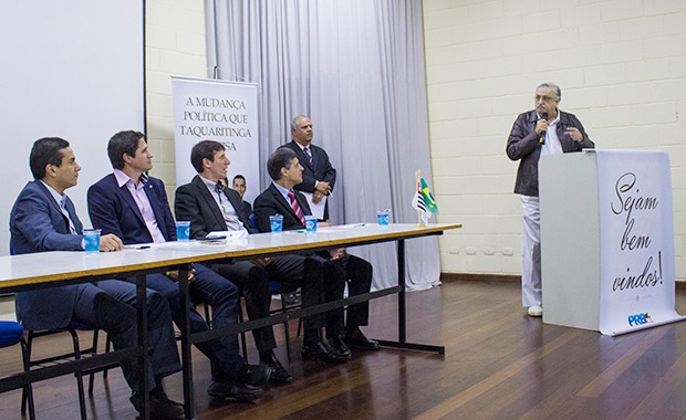 marcos-pereira-prb-empossa-craque-edmilson-em-taquaritinga-sp-foto-alison-leite-11-09-15-03