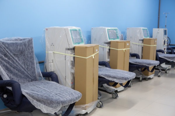 Marcos Pereira entrega ônibus escolares em Francisco Morato