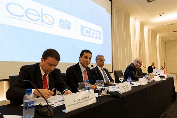 Marcos Pereira participa de reunião da Coalizão Empresarial Brasileira